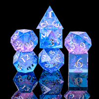Ensemble de dés DND Galaxy bleu violet, 7 pièces, dés polyédriques en résine à bords tranchants avec des chiffres argentés pour les cadeaux de fête Dungeons and Dragons