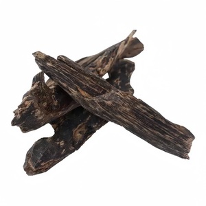 Copeaux de bois d'agar Les bûches de bois d'agar arabe n'ont aucune odeur et contiennent de nombreux composants d'huile Copeaux de bois d'agar - Product Image 5