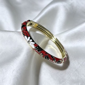 Wholesale Women's Vintage Palace Wind Opening Stacked Charm Bracelet Gold Plated Fresh <b>Sweet</b> Color Dripping Oil Enamel Petal - Product Image 4