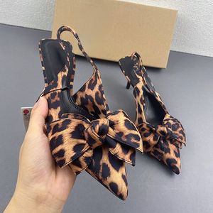 รองเท้าส้นสูง Leopard Chaussure Femme Bow รุ่นสลิงแบ็คสำหรับผู้หญิง ปี 2025 - Product Image 1