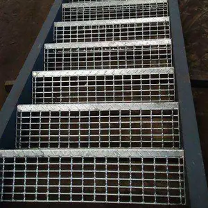 Industrial Use Steel Stair Treads For Step Ladders Factory Supply Steel Grating Galvanized Stairs Outdoor Steel Stair Tread