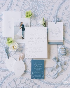 ชุดการ์ดเชิญงานแต่งงานแบบหรูหรา พิมพ์แบบ Letterpress พร้อมปั๊มนูนลายอักษรย่อ กระดาษคราฟท์เคลือบฟิล์ม ริบบิ้นผ้าไหม การ์ด RSVP และการ์ดรายละเอียด - Product Image 4