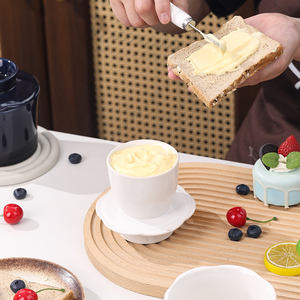 Pot à beurre en céramique Tasse à beurre en céramique Réservoir d'huile jaune Remplissage d'eau scellé avec couvercle Fromage Scellé Creative Hotel Butter Box - Product Image 2