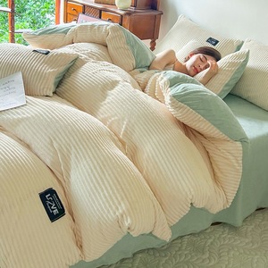 Bộ chăn ga gối đệm mùa đông bốn món lông mink dày dặn, chất liệu vải san hô sữa - Product Image 2