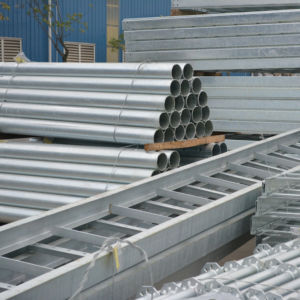 Barrières de sécurité routière en acier W-Beam, système de protection contre les accidents, galvanisées à chaud, pour les infrastructures - Product Image 1