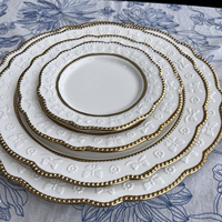 Service d'Assiettes de Dîner en Porcelaine Luxe Blanc et Or, Style Arabe, Bord Doré, Assiette de Présentation en Céramique pour Événement de Mariage