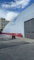 Tente dôme gonflable avec membrane en résine PVDF autoportante, écologique et résistante au feu, pour sites sportifs