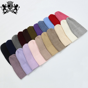 <span class=keywords><strong>Gorro</strong></span> de calavera cálido informal holgado para Día de <span class=keywords><strong>nieve</strong></span>, <span class=keywords><strong>gorro</strong></span> de punto grueso para mujer, <span class=keywords><strong>gorro</strong></span> de invierno de ganchillo a cuadros suave con pompón de piel - Product Image 3