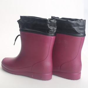 Bottes <span class=keywords><strong>de</strong></span> <span class=keywords><strong>pluie</strong></span> OEM en mousse EVA mi-mollet pour femmes, doublure en fourrure imperméable et résistante à l'huile, corde <span class=keywords><strong>de</strong></span> tirage légère pour la pêche et la chasse en été - Product Image 5