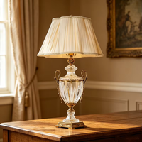 Lampe de table en verre de luxe moderne, lampe de chevet vintage en laiton doré avec abat-jour plissé en tissu, lampe de lecture pour chambre à coucher, salon, hôtel