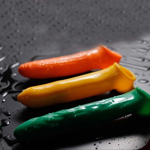 Juguetes Vibradores Reutilizables con Forma de Frutas y Verduras, Funda Vibradora Mágica de TPE, Extensión de Pene Vibrante de Cristal Larga y Elástica, Condón - Product Image 6