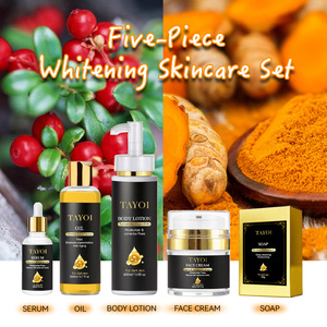 Set di Lusso per la Cura della Pelle con Prodotti Biologici alla Vitamina C, Lozione Corpo all'Arbutina e Crema Viso Illuminante per Schiarire le Macchie Scure - Product Image 2