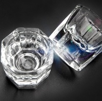 Petite coupe en cristal octogonale découverte en gros, clou en cristal transformé en tasse de mélange de liquide spécial