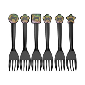 Ensemble de couverts de fête à thème dessin animé 60-80 pièces – Cuillères, fourchettes, couteaux en forme d'étoile pour anniversaires et décorations de fêtes - Product Image 3
