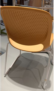Modern Plastic <b>Dining</b> <b>Chair</b> With Metal Legs <b>Stackable</b> Design For Home And Restaurant Use bulk restaurant <b>chairs</b> - Product Image 4