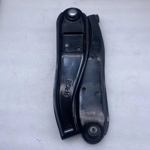 45710-70D43 45700-70D43 Bras de <span class=keywords><strong>suspension</strong></span> inférieur avant gauche pour Suzuki Carry avec rotule et silentbloc 1995 - Product Image 2