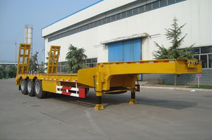Semi-remorque surbaissée à 4 essieux, hydraulique, en acier, à suspension bogie, capacité <span class=keywords><strong>de</strong></span> 60 tonnes, pour camion - Product Image 6