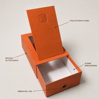 Boîte cadeau en papier orange avec tiroir, emballage personnalisé avec logo pour l'emballage de cadeaux