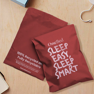 Sobres de Poliéster Rojos 100% Reciclados, Personalizados, con Certificación GRS, Bolsas de Envío Personalizadas con <span class=keywords><strong>Ropa</strong></span> - Product Image 1