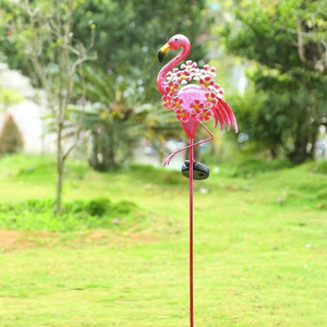 Lámpara Solar de Jardín con Forma de Flamenco, Lámpara de Estaca LED para Exteriores, Resistente al Agua, Decorativa, Alimentada por Energía Solar - Product Image 1