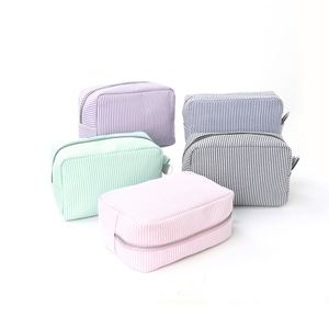 Wholesale Custom <b>Cosmetic</b> <b>Bag</b> with Logo <b>Large</b>-capacity Gift Toiletery Makeup Kit <b>Bag</b> for Beauty Products Professionals Full Set - Product Image 2