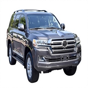 Toyota Land Cruiser SUV 2020, 8 Asientos, Interior de Cuero, Faros LED, Neumáticos R20, Transmisión Automática - Product Image 1