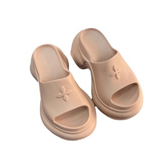 Chaussures pour femmes, sandales à talons hauts à plateforme de 9 cm, style croisé, été 2026, tongs de plage pour femmes - Product Image 1