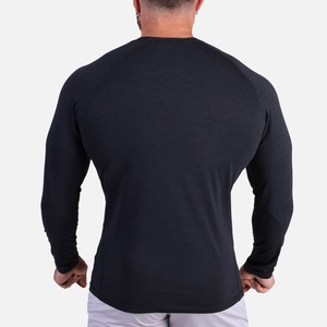 T-shirt à manches longues pour homme en coton de haute qualité, personnalisé en gros, à séchage rapide, slim, uni, toutes les couleurs, haute élasticité - Product Image 4