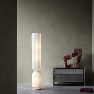 Lampe sur pied artistique de couleur crème pour hôtel, maison d'hôtes, salon, chambre à coucher, salle d'exposition - Design atmosphérique personnalisé - Product Image 2