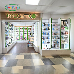 Vitrine en verre à LED en bois personnalisée avec rangement verrouillable au bas et dessus de table pour téléphone intelligent, atelier de réparation et centre commercial - Product Image 3