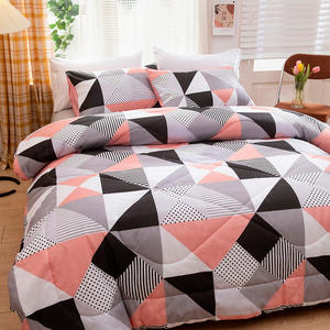 Juego de Edredón de Alta Calidad en Oferta, Edredones Acolchados de Poliéster de Lujo, Juego de Ropa de Cama Completo - Product Image 4