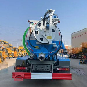 Camion d'aspiration des eaux usées HOWO avec conduite à droite, capacité de 12000 L, équipé d'une pompe à vide pour aspirer les eaux usées - Product Image 6