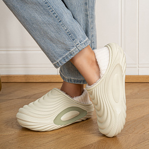Chaussons d'intérieur pour femmes, chauds et imperméables, avec dessus en EVA, doublure polaire, antidérapants, absorption des chocs, pour l'<span class=keywords><strong>hiver</strong></span> et le style - Product Image 3