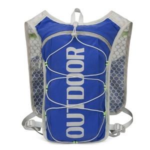 Sac de sport d'extérieur léger et respirant avec rangement pour bouteille d'eau et téléphone, idéal pour la course à pied, le cyclisme et la randonnée - Product Image 2