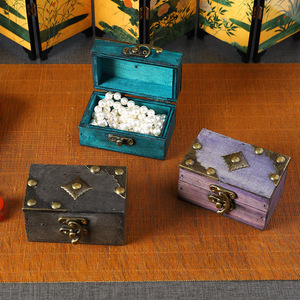 กล่องเก็บของไม้สไตล์เรโทร กล่องใส่เครื่องประดับหลากสี กล่องจัดระเบียบบนโต๊ะ ของตกแต่งบ้าน อุปกรณ์ประกอบฉากห้องหลบหนี - Product Image 4