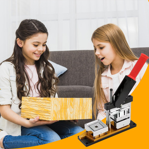 Hot Bán Điều Kiện Mới 2 "X 2" Vuông (50X50Mm) Của Nhãn Hiệu Báo Chí Tủ Lạnh Nam Châm Nhà Sản Xuất Máy Nút Làm Máy - Product Image 5