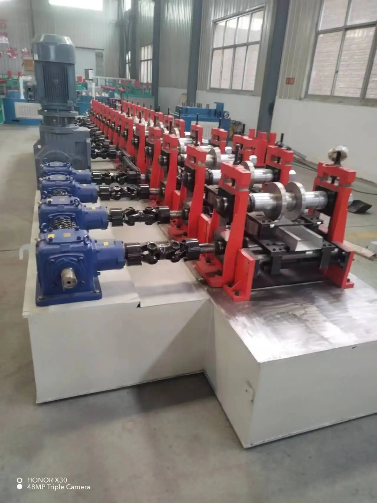 High Speed Photovoltaic Bracket Forming Machine Solar Photovoltaic Stand Making Machine Strut Channel Forming Machine