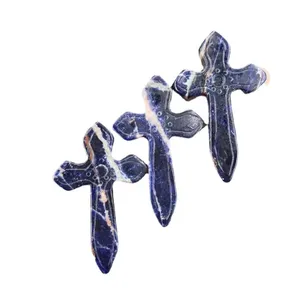 Nuevo colgante de Cruz tallada de cristal Natural, piedras curativas, joyería de moda collar de hecho a mano, colgante para regalo