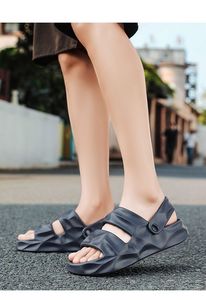 Men's summer outerwear style flip-flops 2026 new durable odor-resistant suitable for driving casual lightweight beach Sandals - Product Image 2