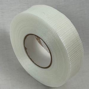 Ruban en fibre de verre résistant aux alcalis et au feu, recouvert d'une maille en fibre de verre, pour la réparation des murs - Product Image 1