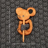 Broche en bois poli de haute qualité, épingle en bois en gros pour la décoration des pulls épais et des châles en laine