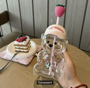 Botol Air Kaca Bentuk Beruang 3D Lucu dengan Tutup Sedotan dan Hiasan Stroberi, Cangkir Kaca Beruang Kawaii untuk Susu, Jus, Minuman Berbusa, Hadiah - Product Image 5