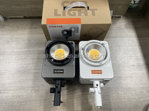 Luce di Riempimento Fotografica COB Bicolore G330, Illuminazione Esterna Dimmerabile 2700K-6500K, Bianco e Nero - Product Image 2