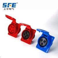 Prise industrielle inclinée à montage encastré monophasée SFE SF-423 IP44 32A 220-240V 6H 2P+E 3 broches