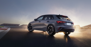 <span class=keywords><strong>Audi</strong></span> <span class=keywords><strong>A3</strong></span> <span class=keywords><strong>Sportback</strong></span> 35 TFSI 1.5T 160HP 7DCT 2025, Hatchback de Lujo, Stock de Exportación para Oriente Medio - Product Image 5