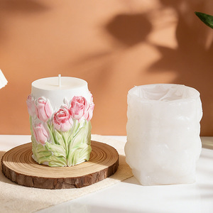 Novas Ideias: Molde de Silicone para Vela Aromática em Coluna de Pétalas de Rosa, Molde de Gesso com Padrão em Relevo de Tulipa e Girassol para Difusão de Fragrâncias - Product Image 5
