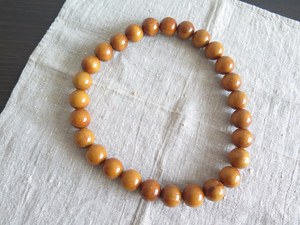 Colliers en bois conçus à partir de perles de bois naturelles, fabriqués pour un style ethnique traditionnel, décontracté et quotidien - Product Image 2