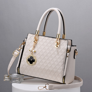 New Wholesale Luxury Leather Fashion Quilted Leather <b>Handbags</b> Large Capacity Women's Shoulder Bags - Product Image 2