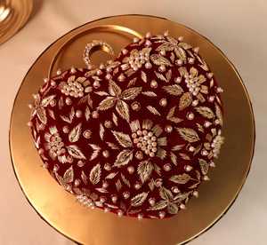 Best quality Embroidery jewelry Hand Bag Stylish <b>Seed</b> Beads stylish Woman Shoulder Hanging Wedding jewelry packaging bag - Product Image 2