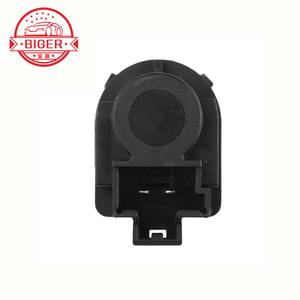 Interrupteur de feu stop 3M5T13480AA 3M5T-13480-AC 3M5T-13480-AA BR1A-66-490 3M5T-13480-AB 3M5T13480AB 3M5T13480AC pour <span class=keywords><strong>Ford</strong></span> - Product Image 5